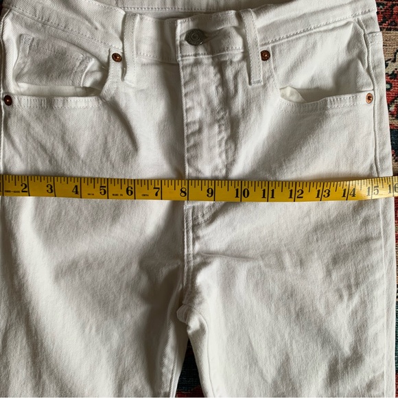 Levi’s white jeans sz 28 - Picture 4 of 13
